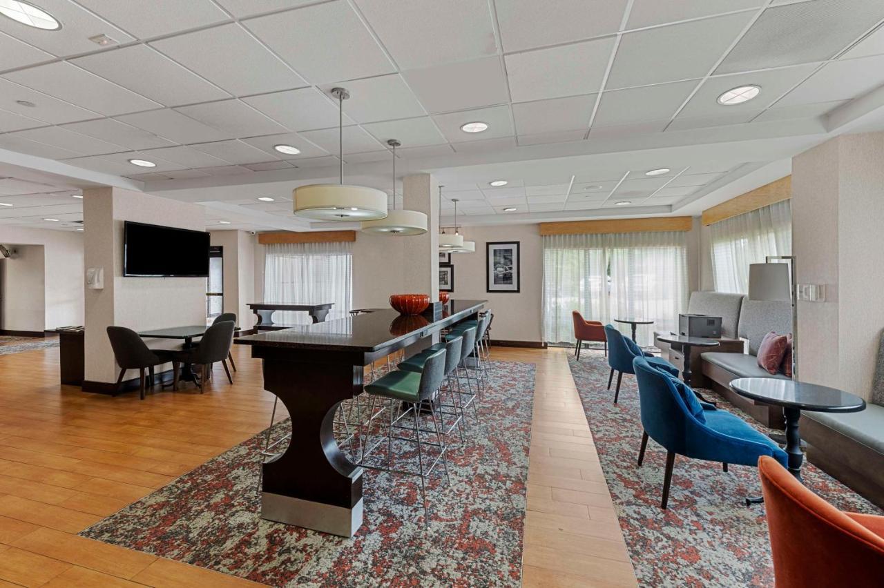 Hampton Inn Nanuet Exteriör bild